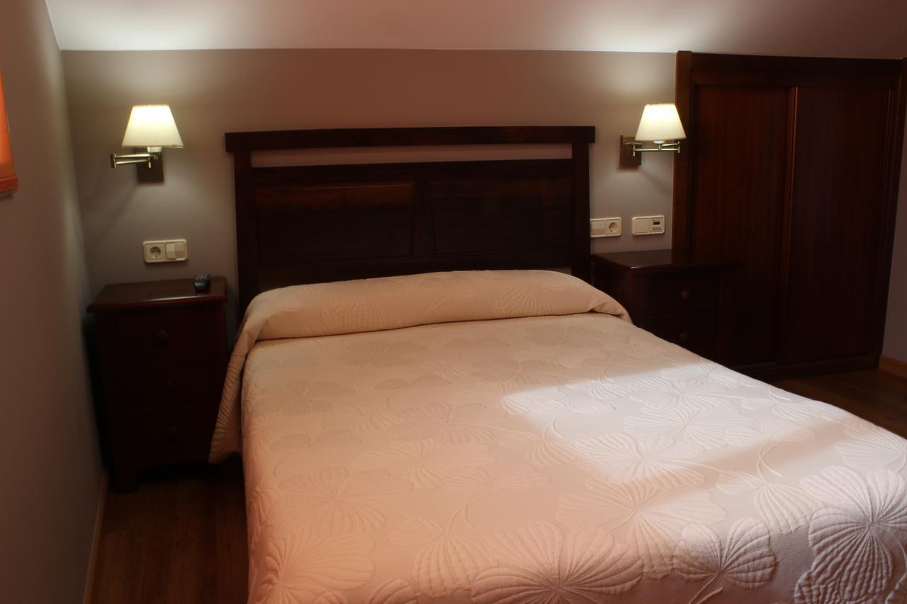 Apartamentos Río Sil Sober Habitación foto